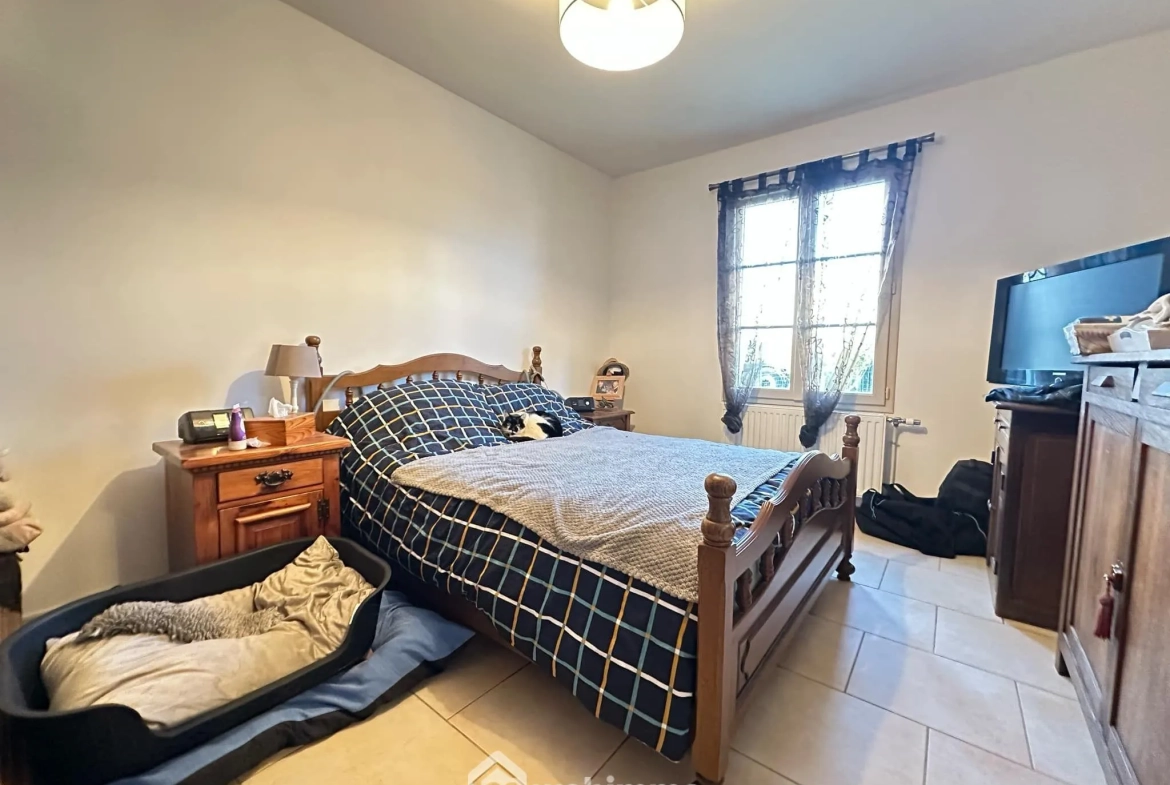 Spacieux pavillon de 179 m² avec 7 chambres à Colligis-Crandelain 