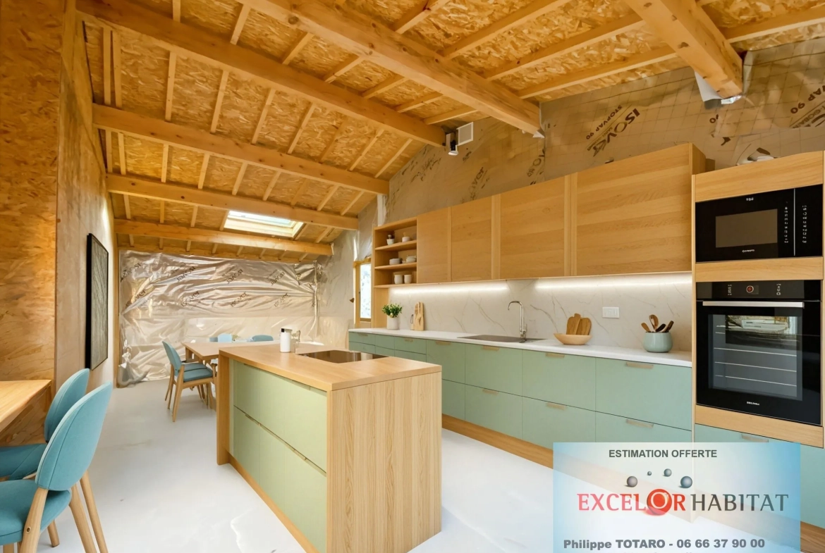Maison lumineuse de 235 m² avec grand terrain et piscine à Lacaze 