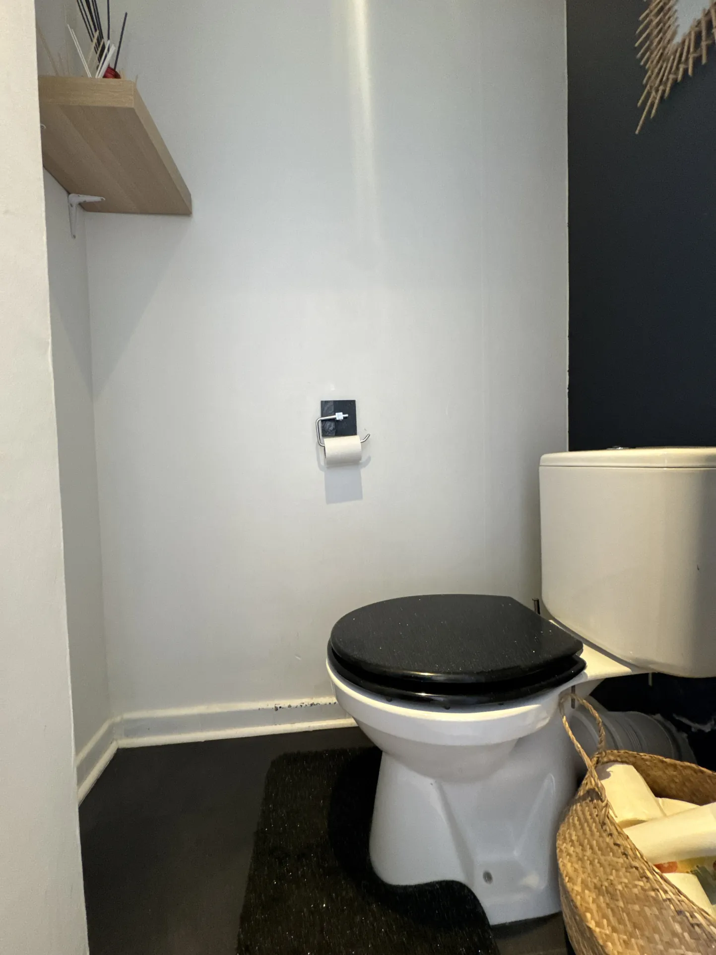 Appartement F3 avec balcon, cave et parking collectif à Saint-Étienne 