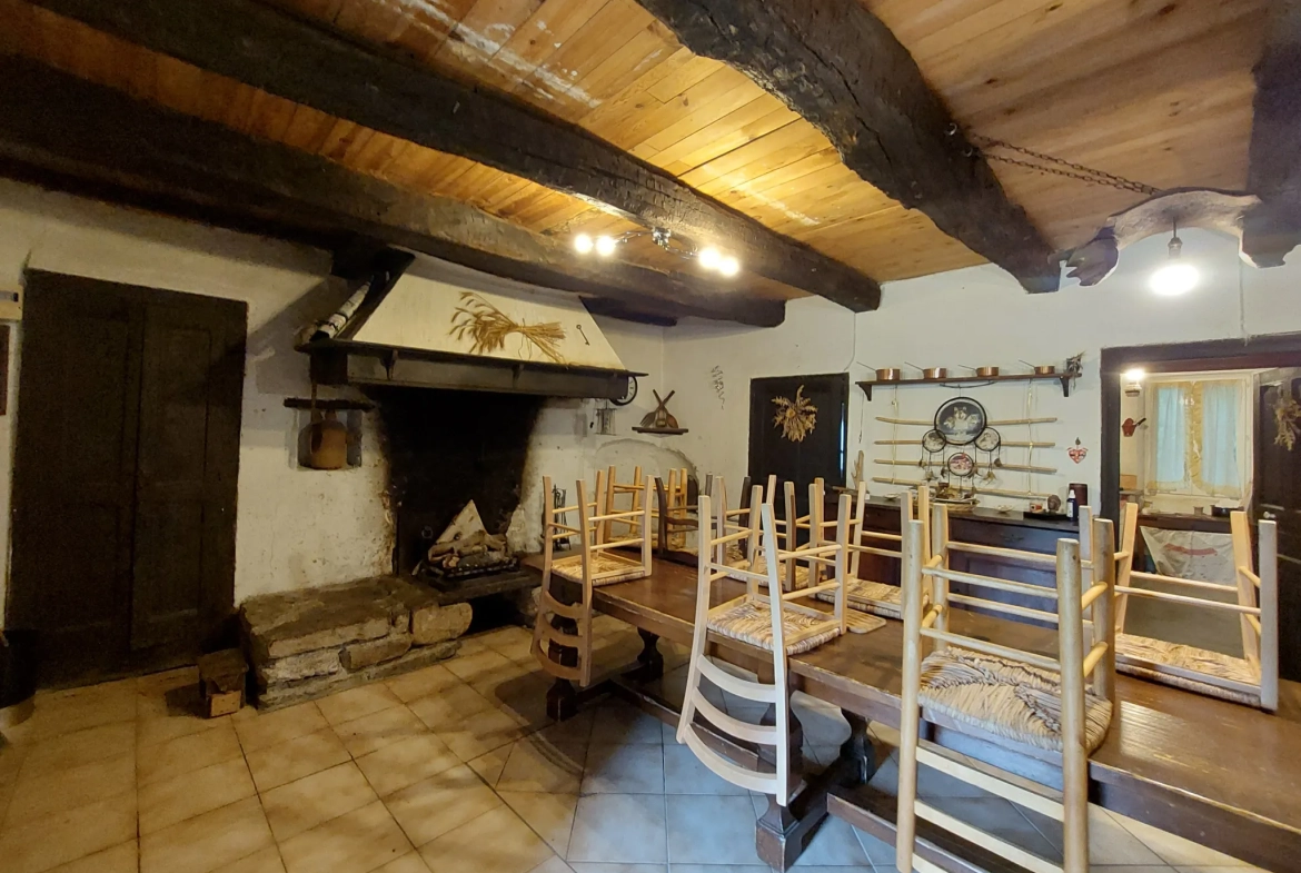 Maison de 157 m² à rénover dans le sud de l'Aveyron proche Lodève 