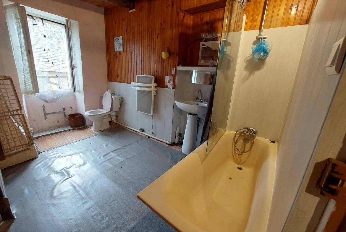 Maison de 157 m² à rénover dans le sud de l'Aveyron proche Lodève 