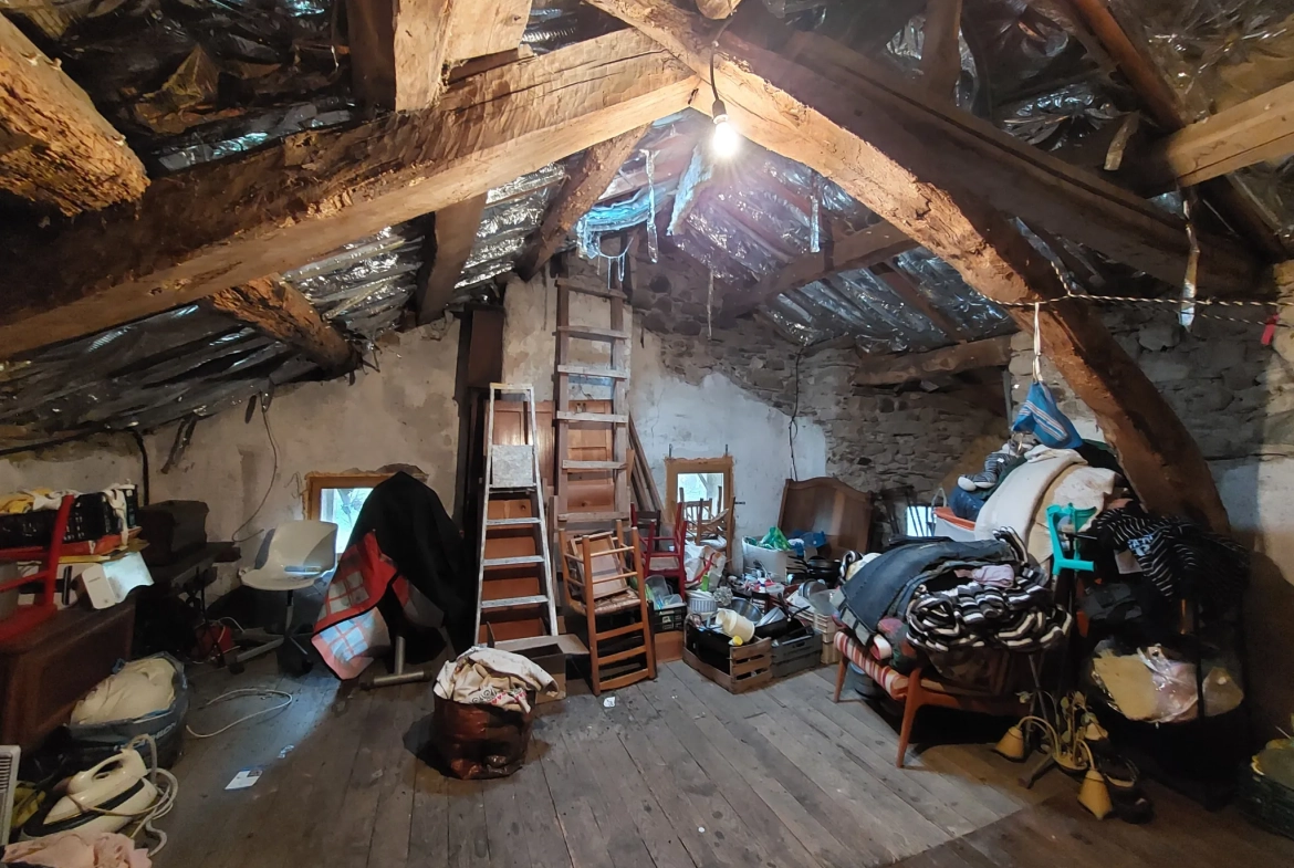 Maison de 157 m² à rénover dans le sud de l'Aveyron proche Lodève 