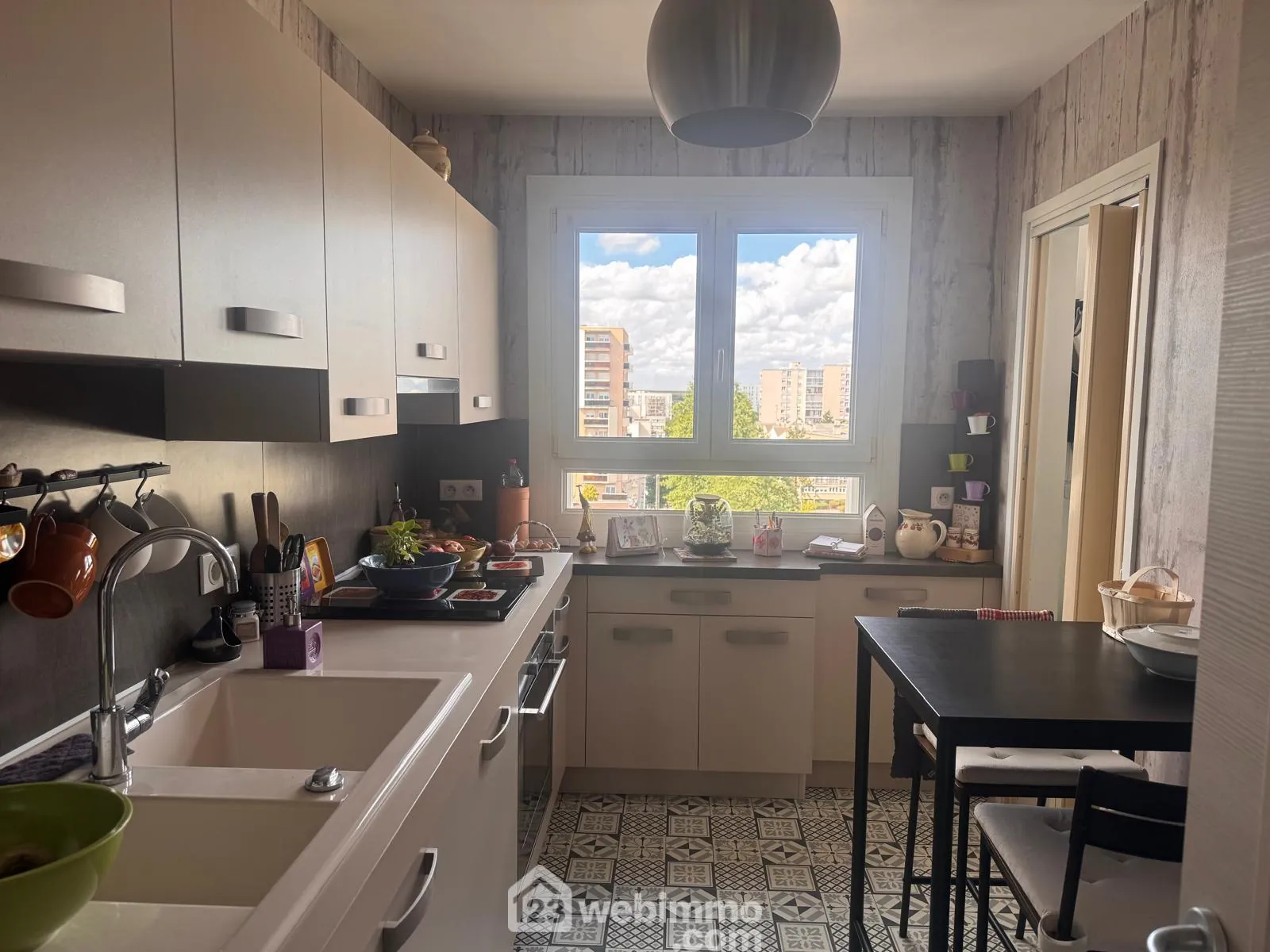Appartement lumineux de 98m² à vendre à Compiègne - Loggia, cave, 3 chambres 
