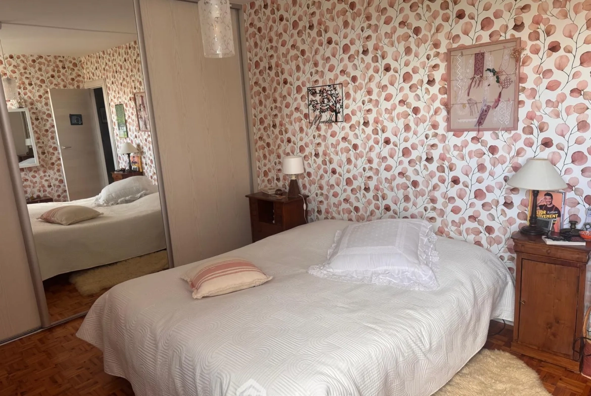 Appartement lumineux de 98m² à vendre à Compiègne - Loggia, cave, 3 chambres 
