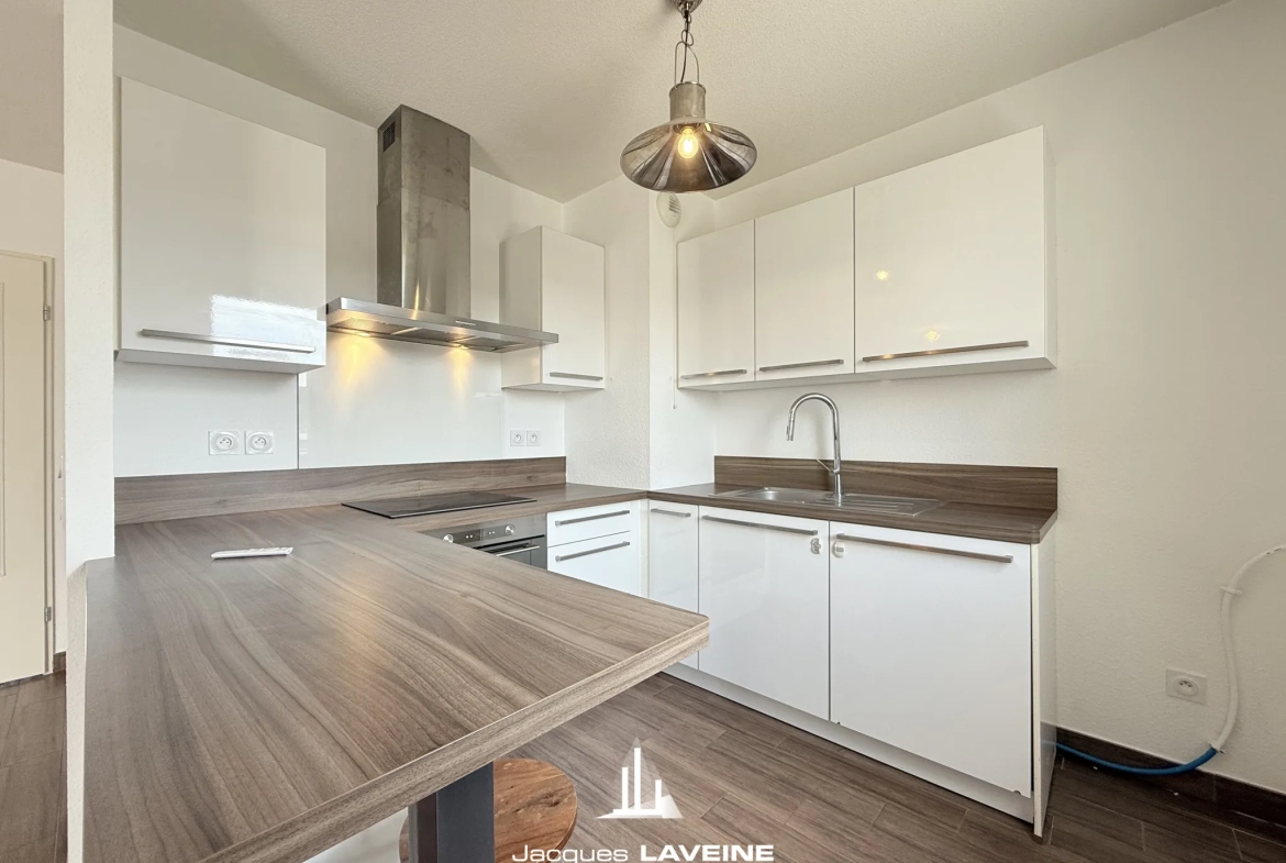 Appartement 3 pièces avec terrasse, garage à Woippy proche commodités 
