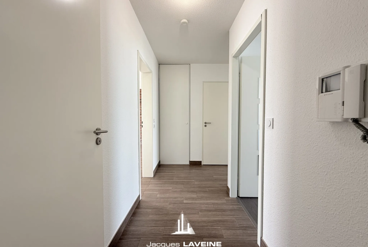 Appartement 3 pièces avec terrasse, garage à Woippy proche commodités 