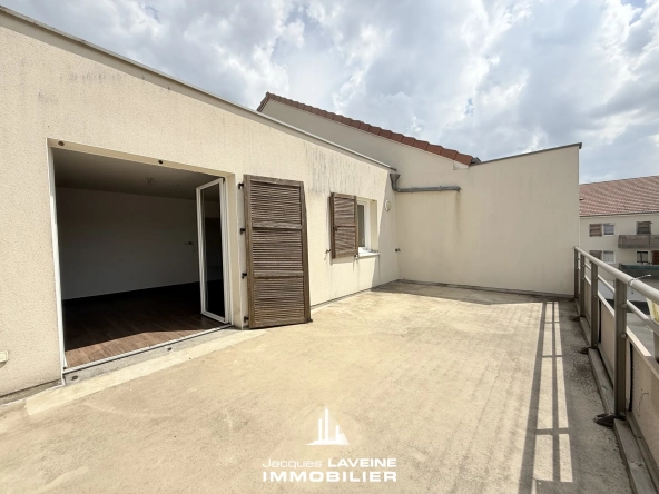 Appartement 3 pièces avec terrasse, garage à Woippy proche commodités