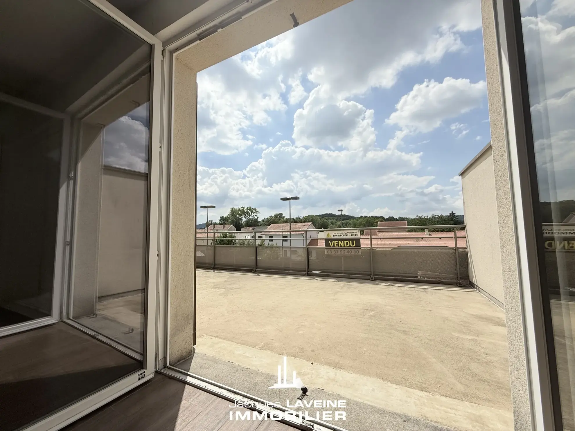 Appartement 3 pièces avec terrasse, garage à Woippy proche commodités 