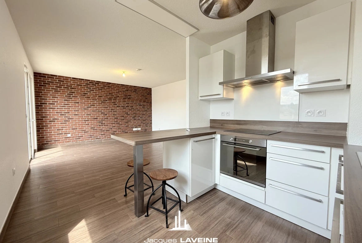 Appartement 3 pièces avec terrasse, garage à Woippy proche commodités 