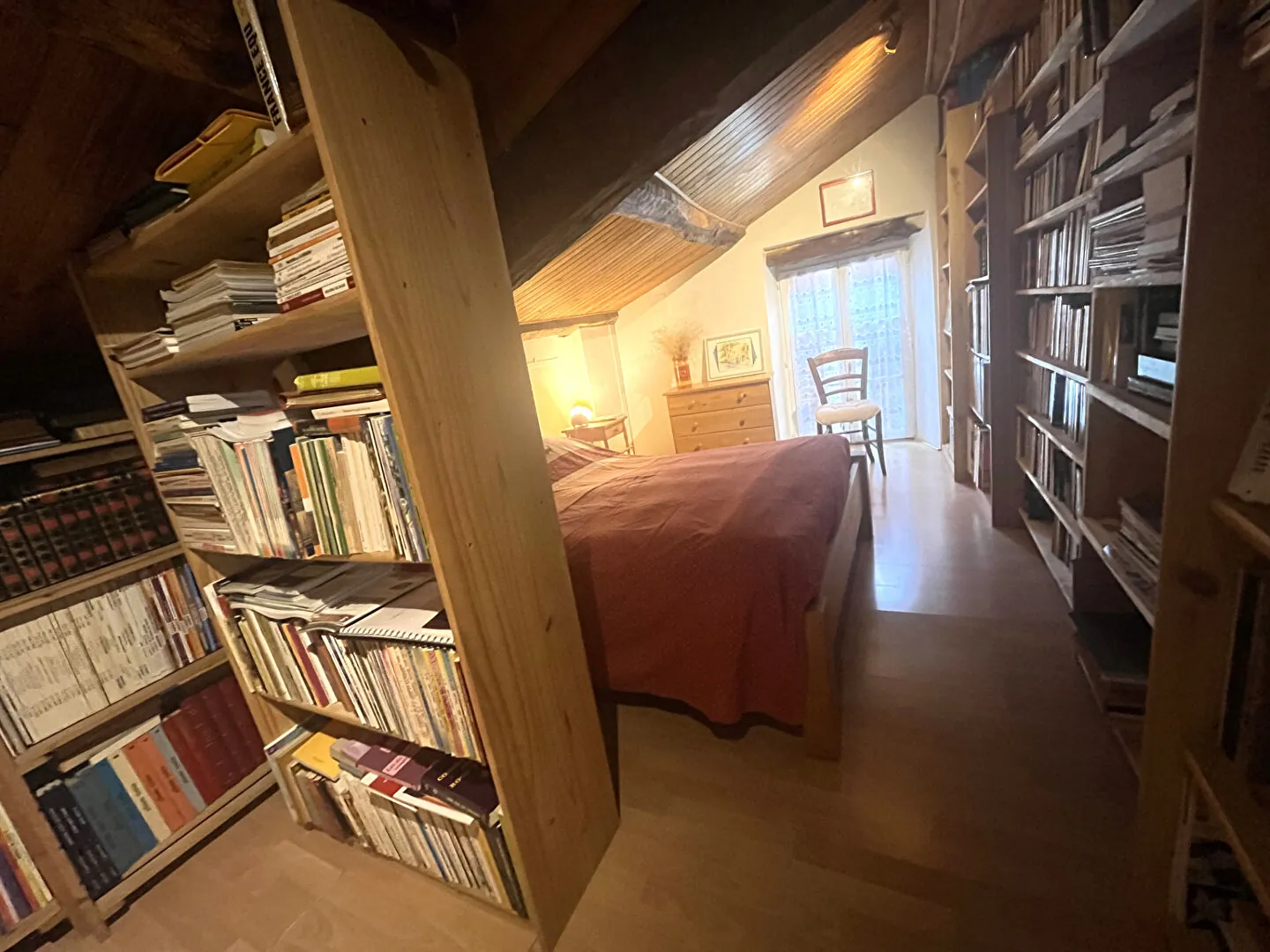 Charmante maison en pierre autonome avec jardin à Saint Pierre d'Argencon 