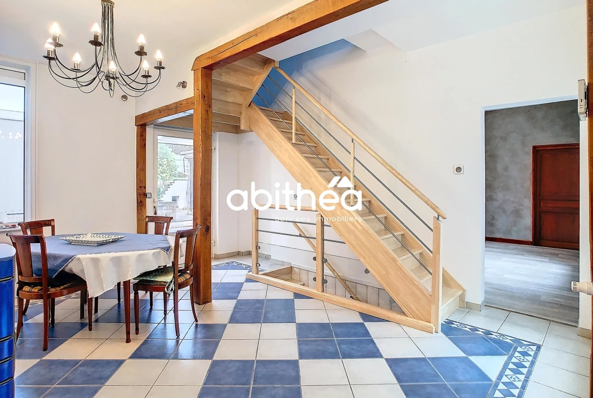 Maison spacieuse avec dépendances et jardin à Vis-en-Artois 