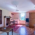 Maison à vendre à La Fare en Champsaur avec vue montagne, grand terrain et potentiel d'agrandissement