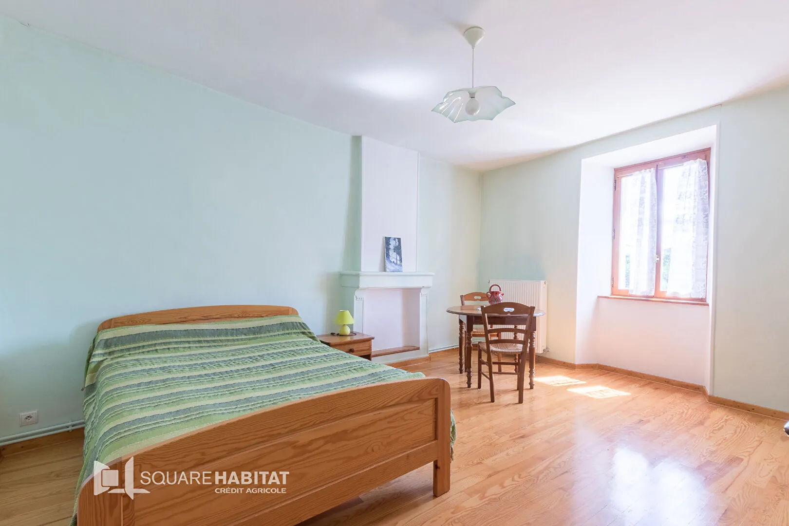 Maison à vendre à La Fare en Champsaur avec vue montagne, grand terrain et potentiel d'agrandissement 