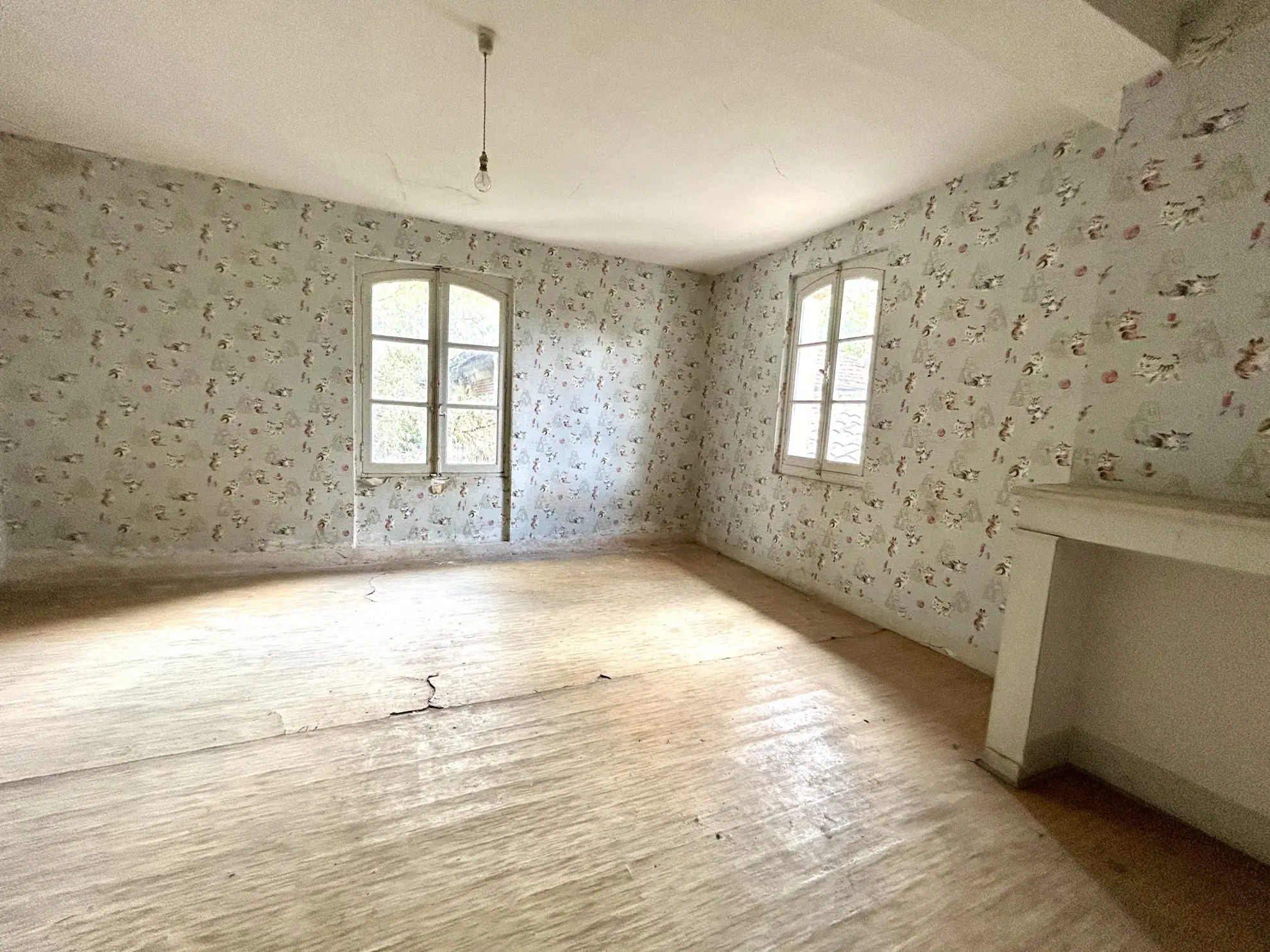 Magnifique maison de maître à rénover à Lapeyrouse Fossat - 260 m² avec terrain arboré 