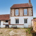 Maison à rafraîchir de 86 m² à Incarville avec 3 chambres et jardin clos