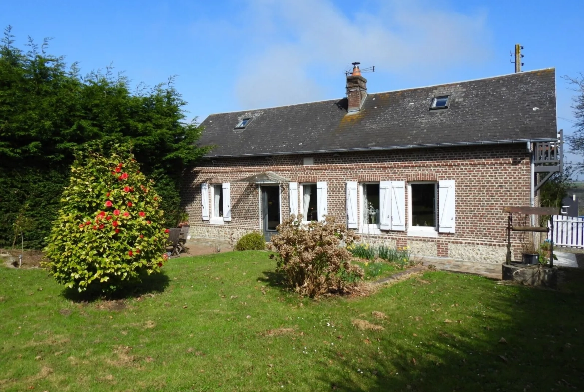 Longère en briques et silex à vendre proche d'Etretat et Fécamp - Maison de campagne avec terrain 