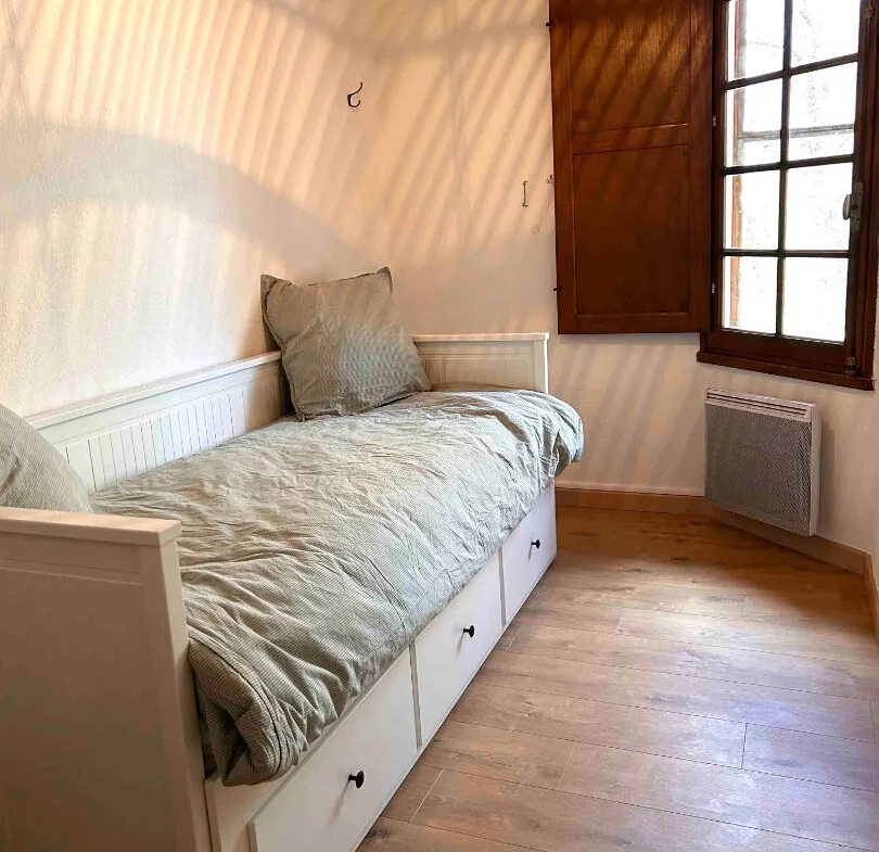 Appartement 40 m² avec piscine et terrasse à Rustrel dans le Luberon 