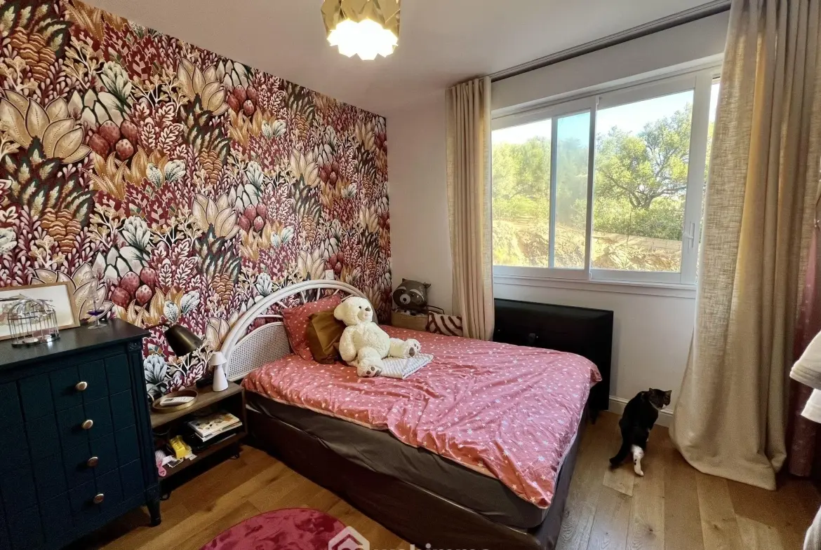 Appartement T3 rénové de 73 m² avec terrasse et Vue Mer à Bastia Toga 