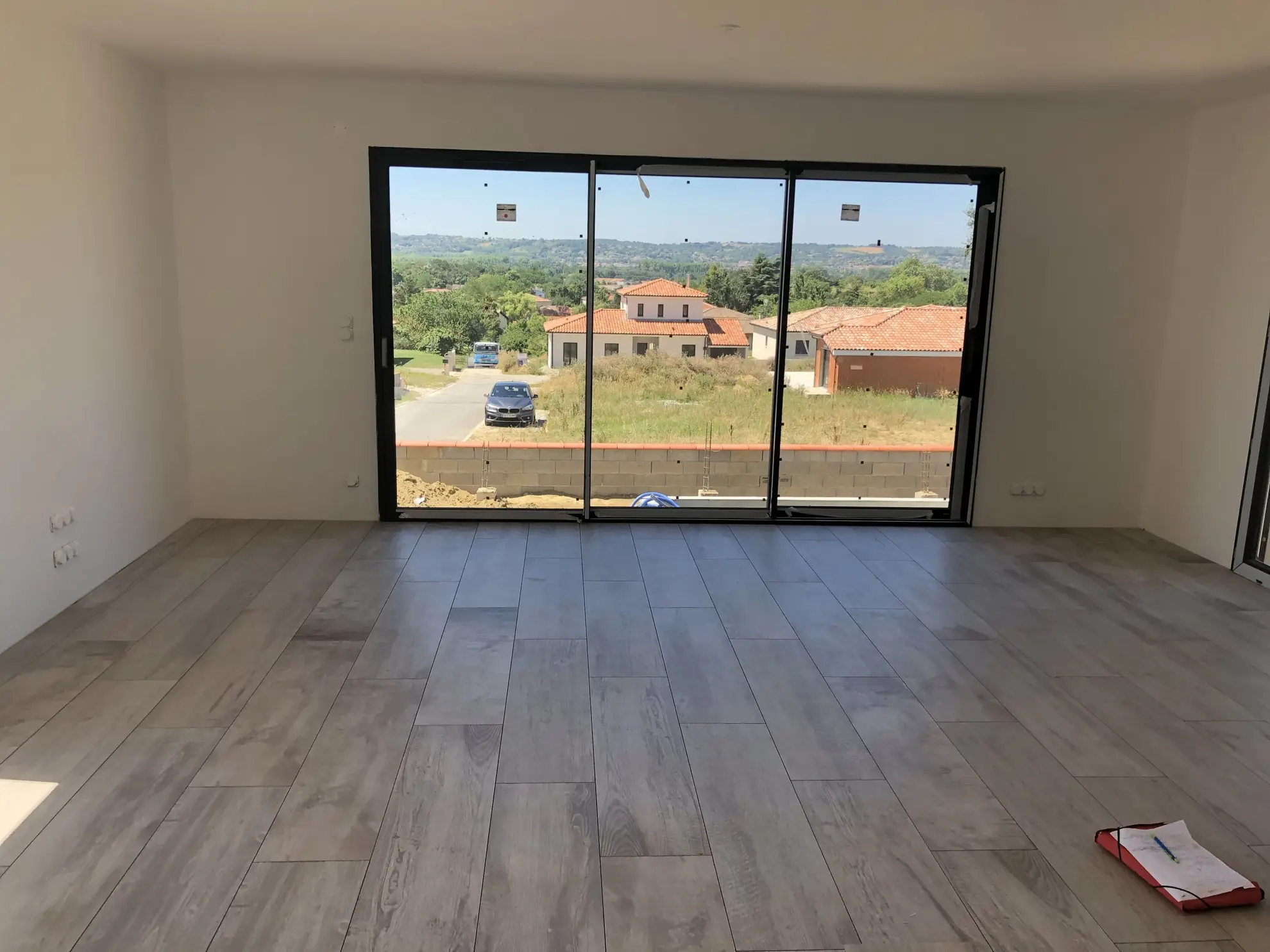 Villa neuve RE 2020 de 90 m² avec garage à Venerque 