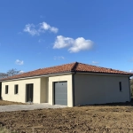 Villa neuve RE 2020 de 90 m² avec garage à Venerque