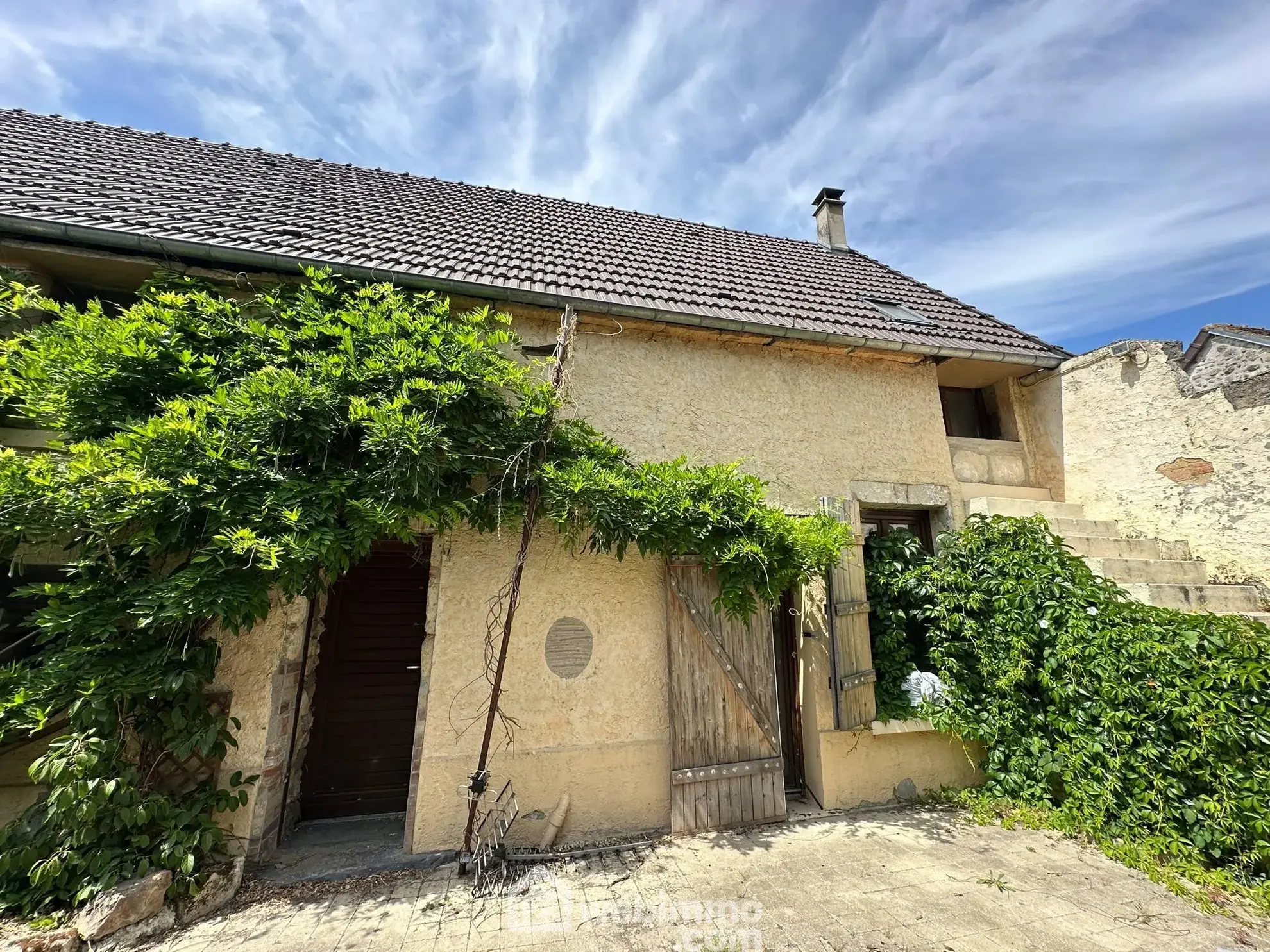 Maison à vendre de 140 m² à Veslud avec garage et jardin 