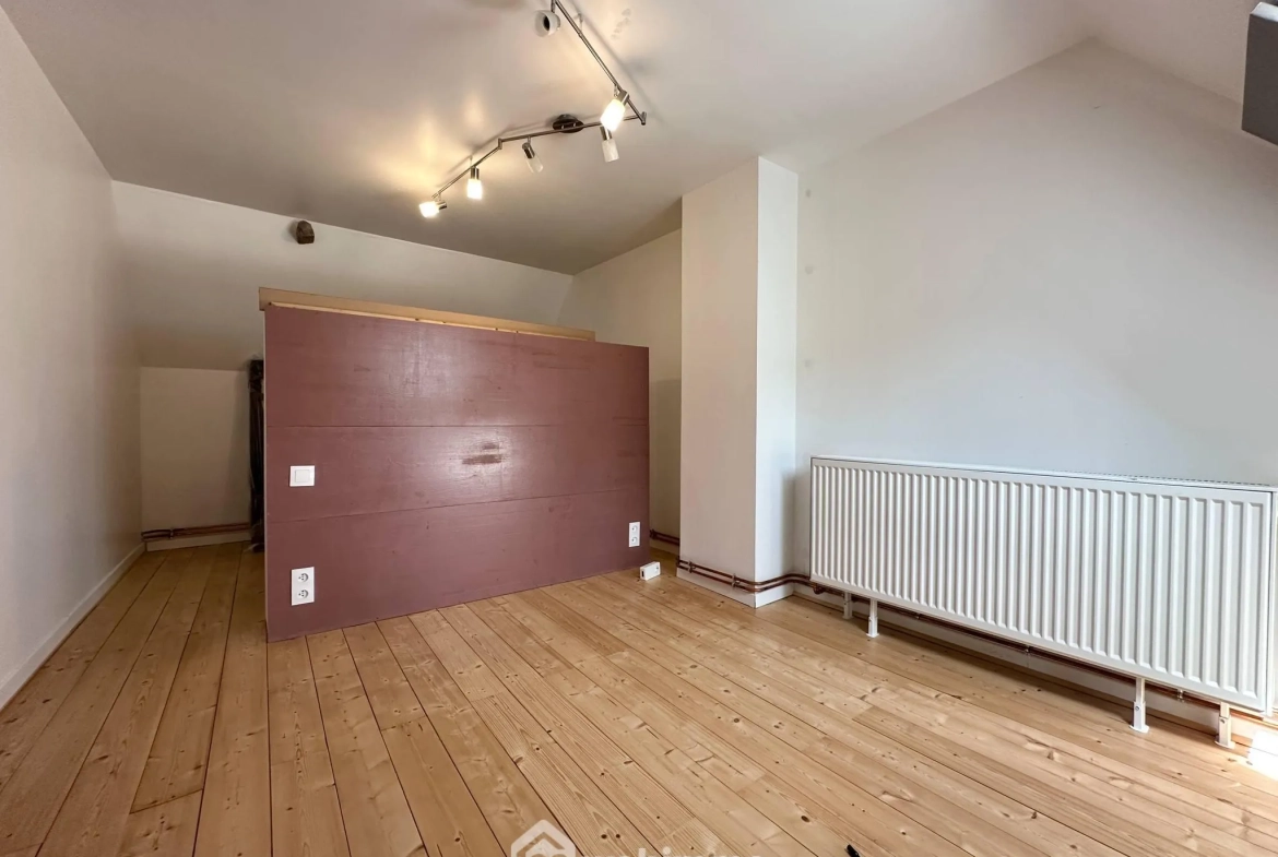 Maison à vendre de 140 m² à Veslud avec garage et jardin 