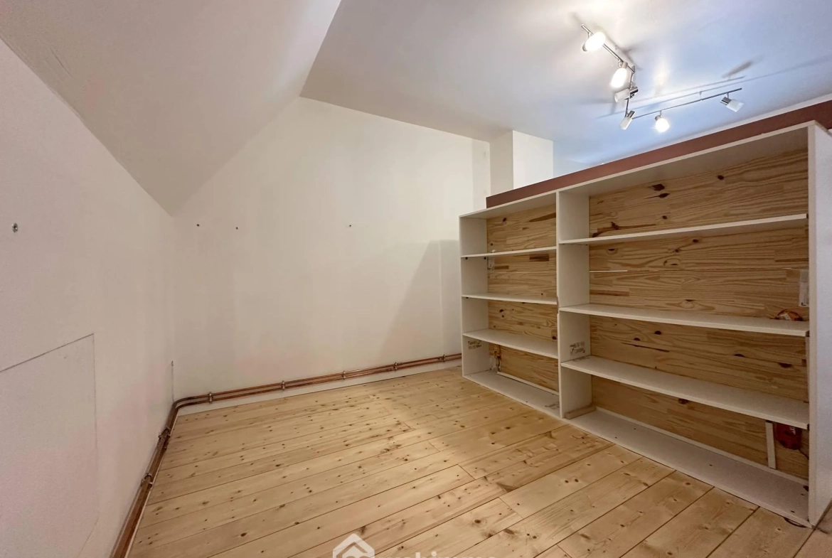 Maison à vendre de 140 m² à Veslud avec garage et jardin 
