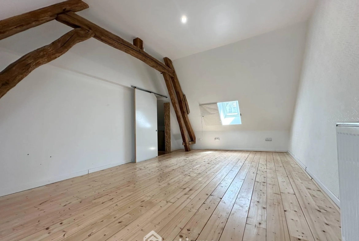 Maison à vendre de 140 m² à Veslud avec garage et jardin 