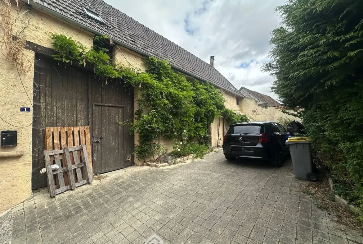 Maison à vendre de 140 m² à Veslud avec garage et jardin 