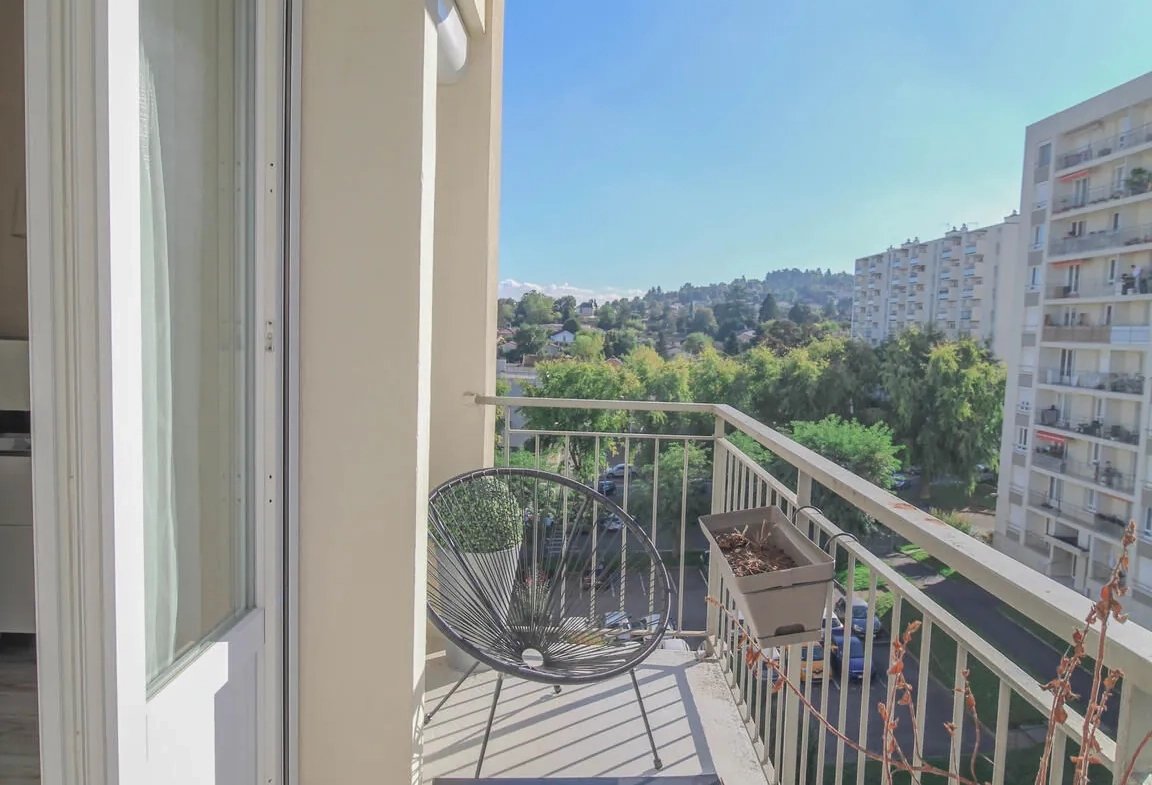 Appartement T4 lumineux avec balcon à Villefranche-sur-Saône 