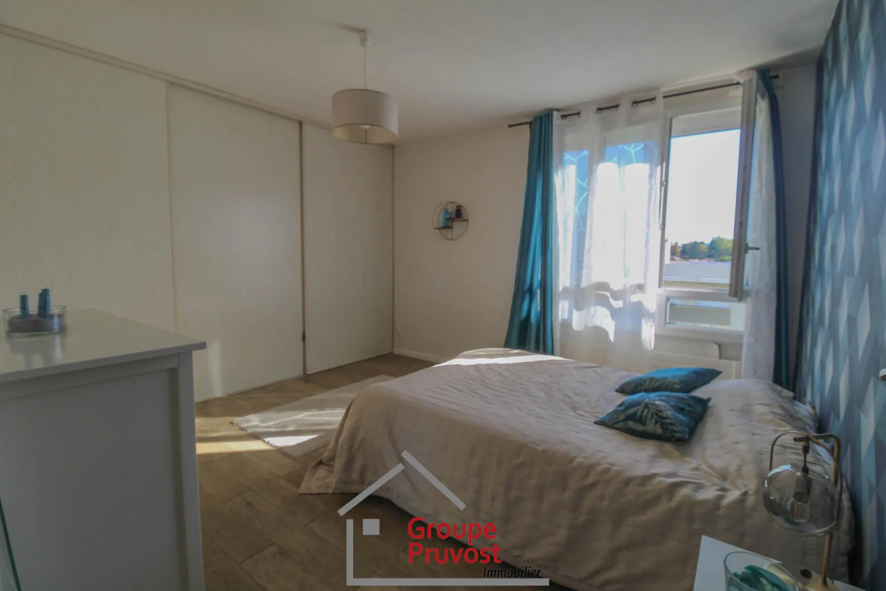 Appartement T4 lumineux avec balcon à Villefranche-sur-Saône 