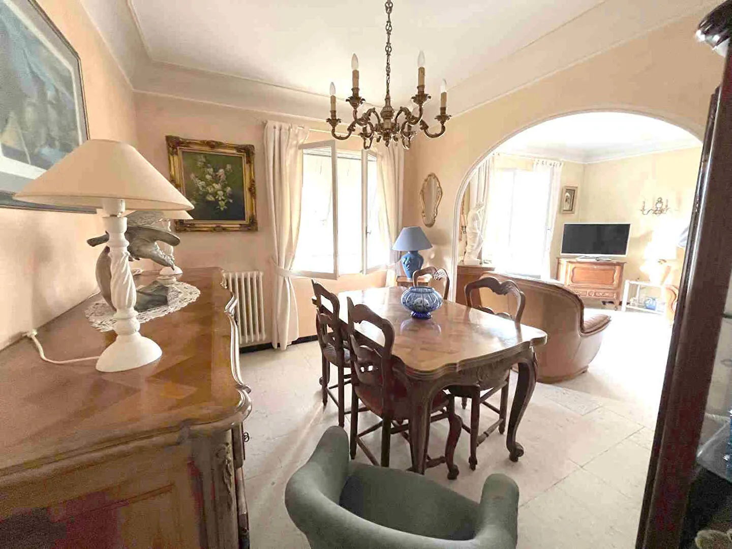 Villa à Apt de 137m² avec terrasse, jardin et garage 