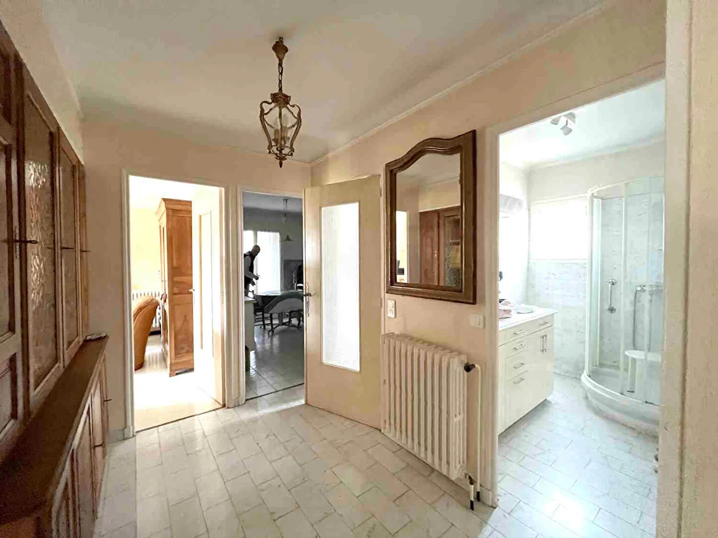 Villa à Apt de 137m² avec terrasse, jardin et garage 