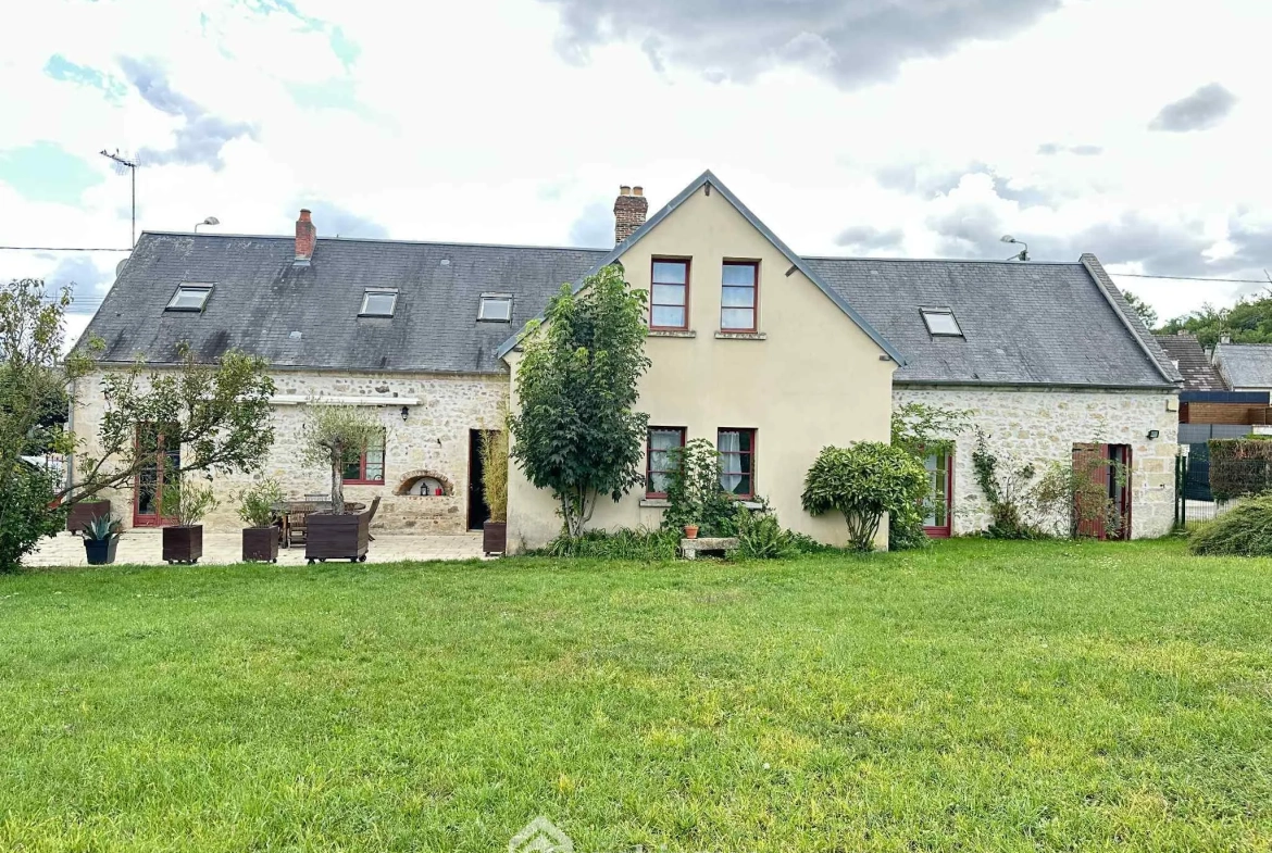 Longère en pierre de 253 m² à Mons-en-Laonnois - Authenticité et Grand Volume 