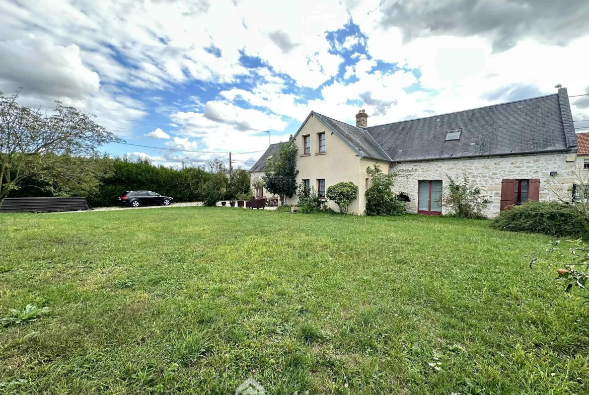 Longère en pierre de 253 m² à Mons-en-Laonnois - Authenticité et Grand Volume 
