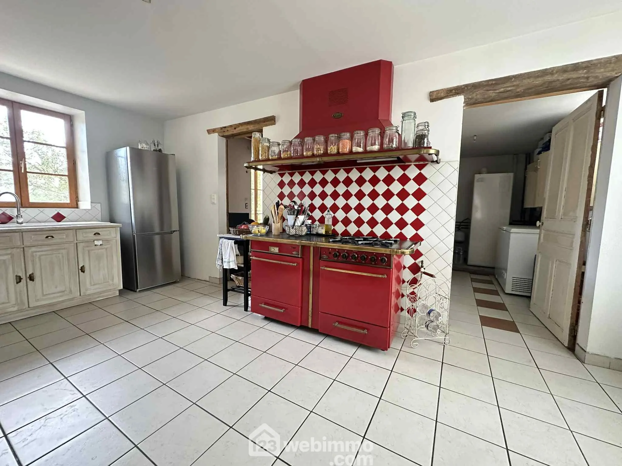Longère en pierre de 253 m² à Mons-en-Laonnois - Authenticité et Grand Volume 