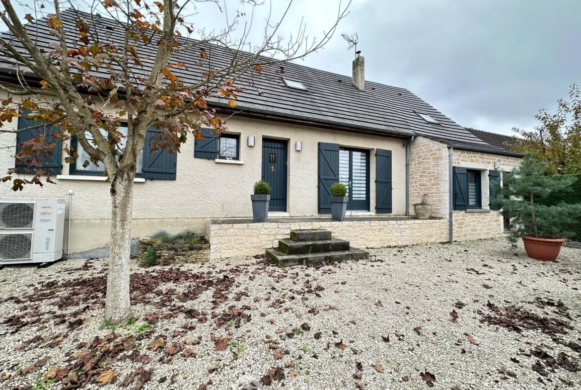 Maison familiale de 187 m² à Mauregny-en-Haye avec jardin et garage 
