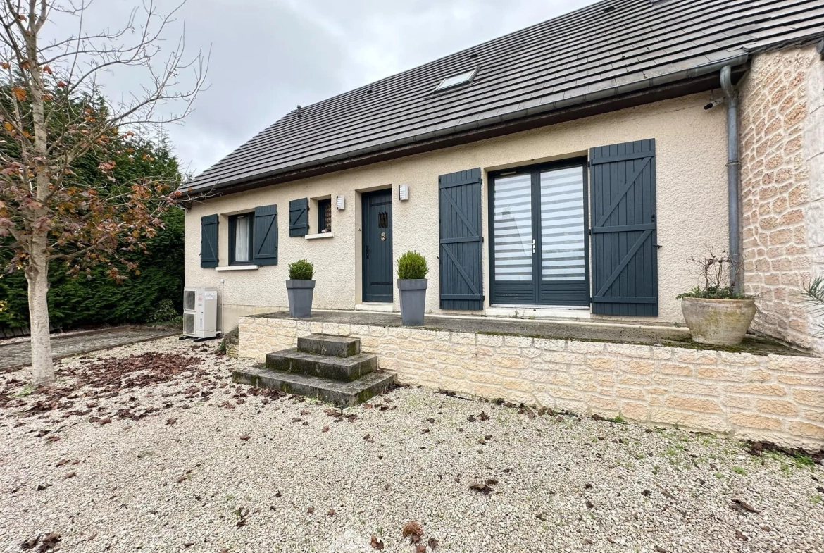 Maison familiale de 187 m² à Mauregny-en-Haye avec jardin et garage 