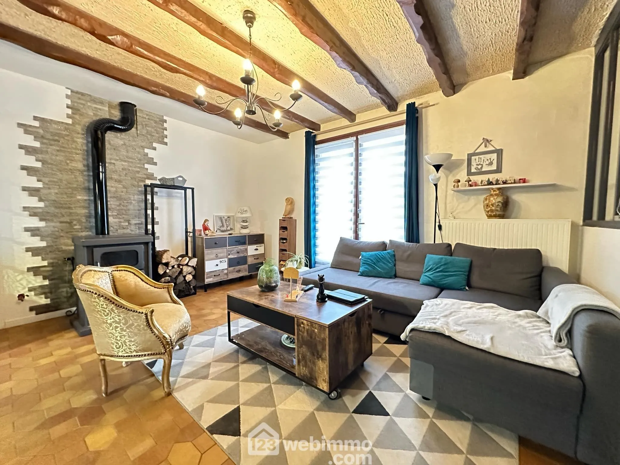 Maison familiale de 187 m² à Mauregny-en-Haye avec jardin et garage 