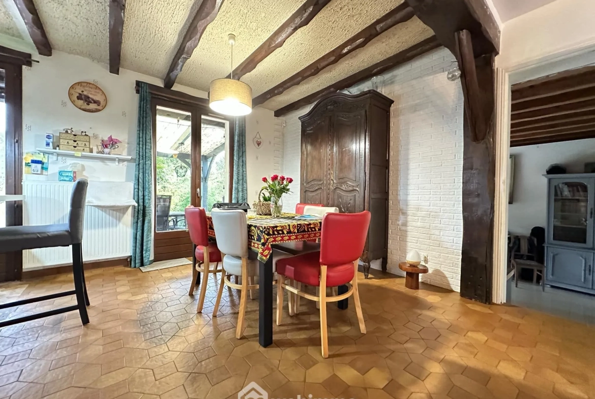Maison familiale de 187 m² à Mauregny-en-Haye avec jardin et garage 