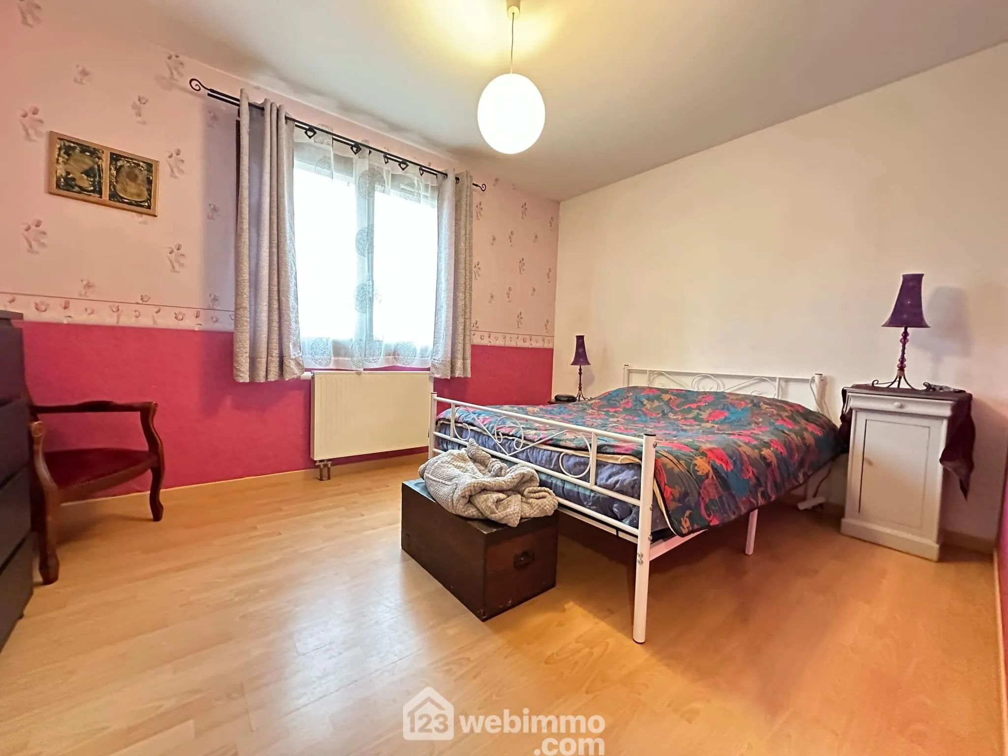 Maison familiale de 187 m² à Mauregny-en-Haye avec jardin et garage 