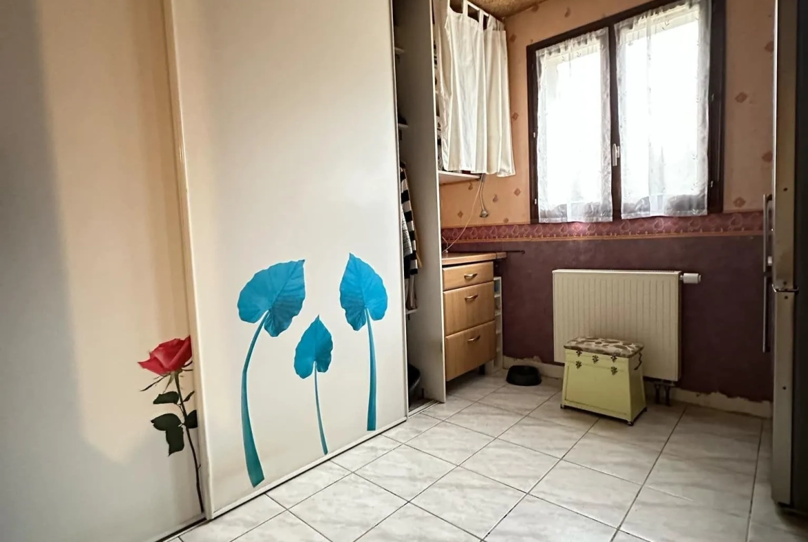 Maison familiale de 187 m² à Mauregny-en-Haye avec jardin et garage 