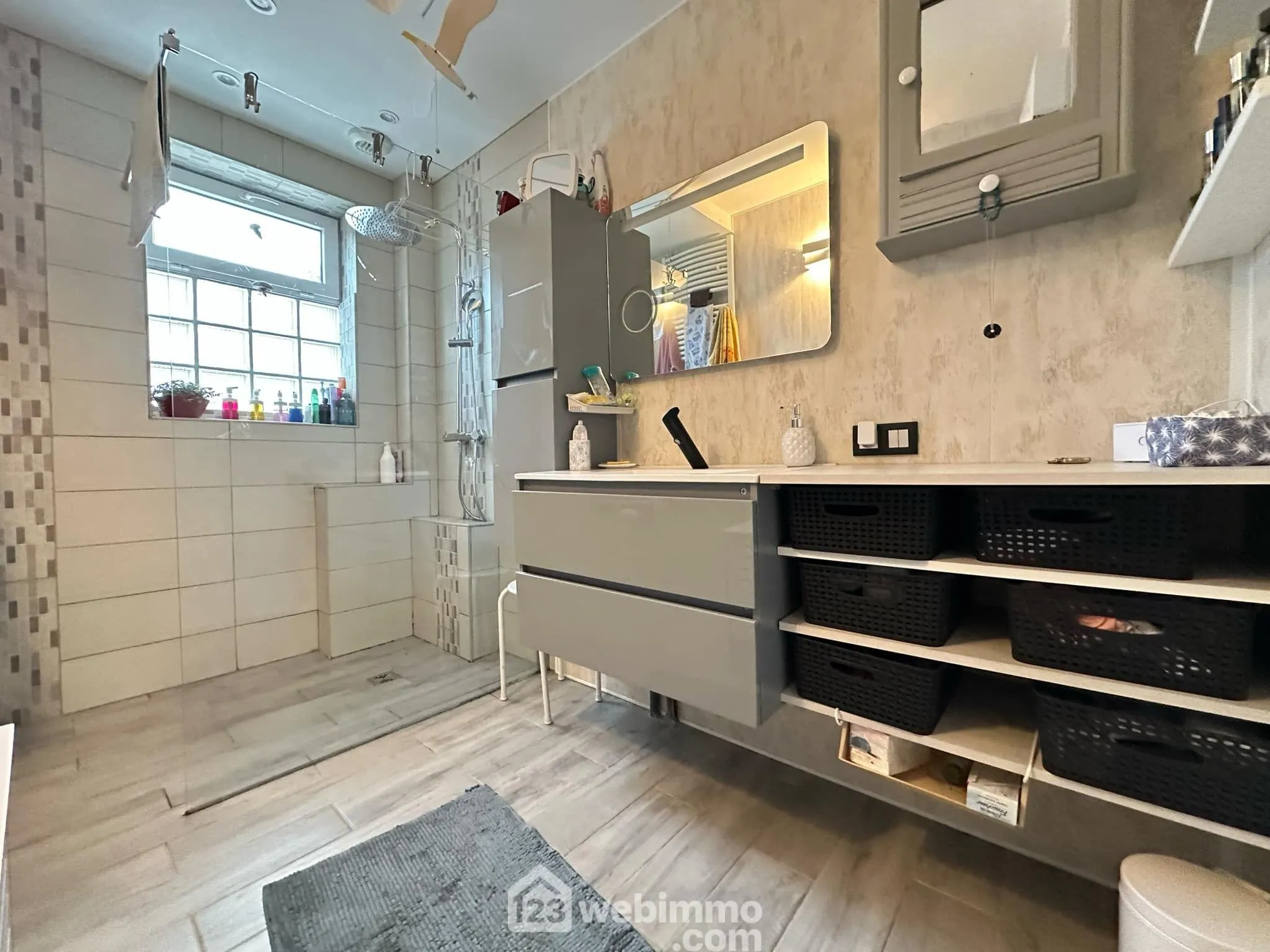 Maison familiale de 187 m² à Mauregny-en-Haye avec jardin et garage 