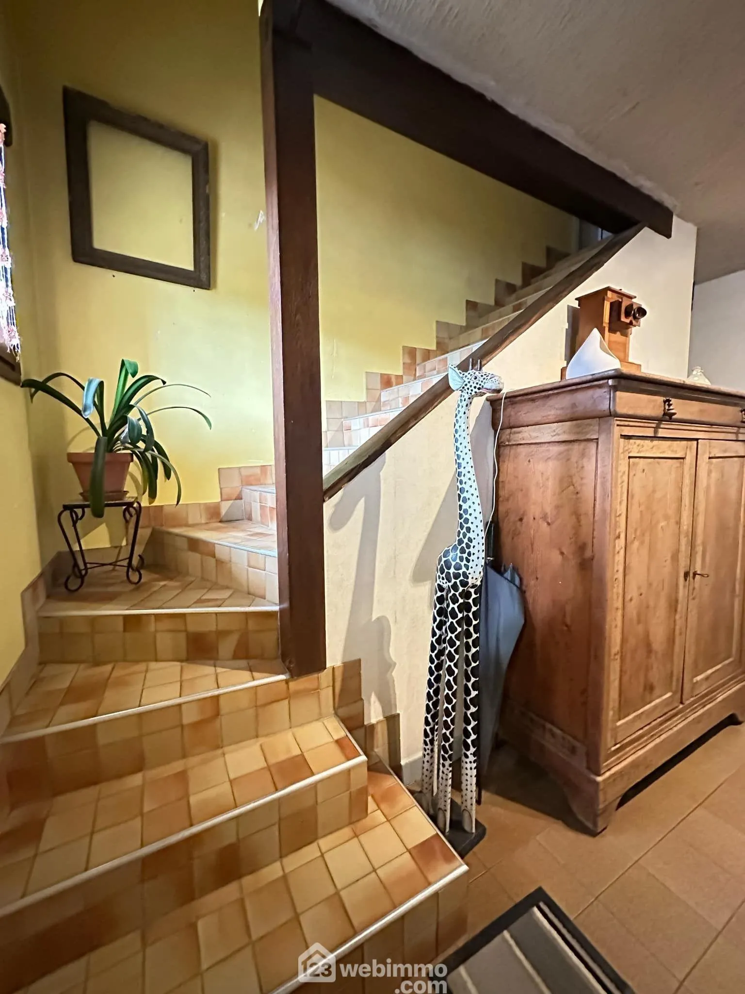 Maison familiale de 187 m² à Mauregny-en-Haye avec jardin et garage 