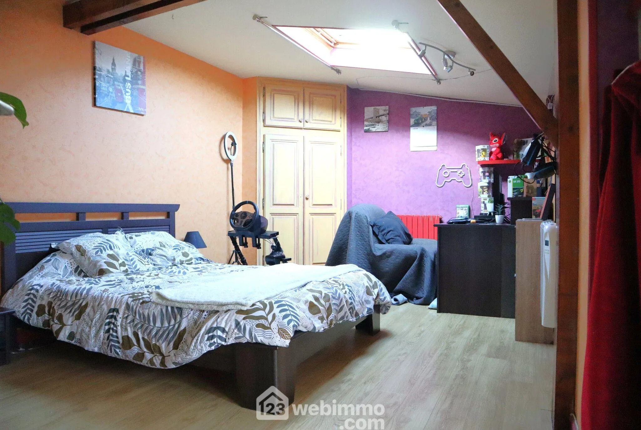 Maison en pierre de 160 m² à Lavoux – 5 chambres, garage, jardin, proche Poitiers 