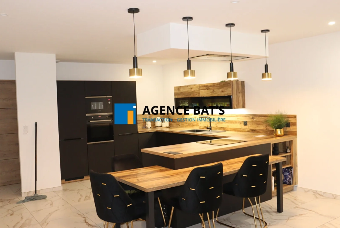Belle maison neuve à Saint Germain des Fossés de 118 m² avec jardin et garage 