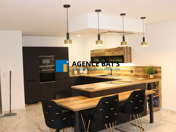 Belle maison neuve à Saint Germain des Fossés de 118 m² avec jardin et garage