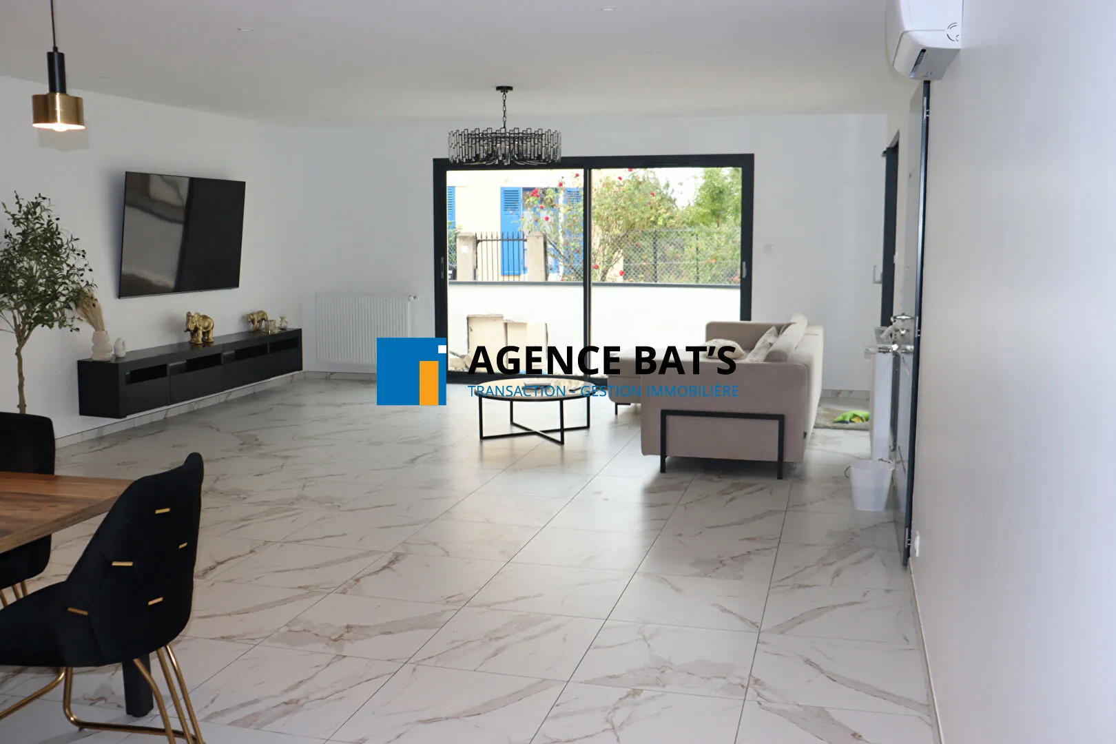 Belle maison neuve à Saint Germain des Fossés de 118 m² avec jardin et garage 