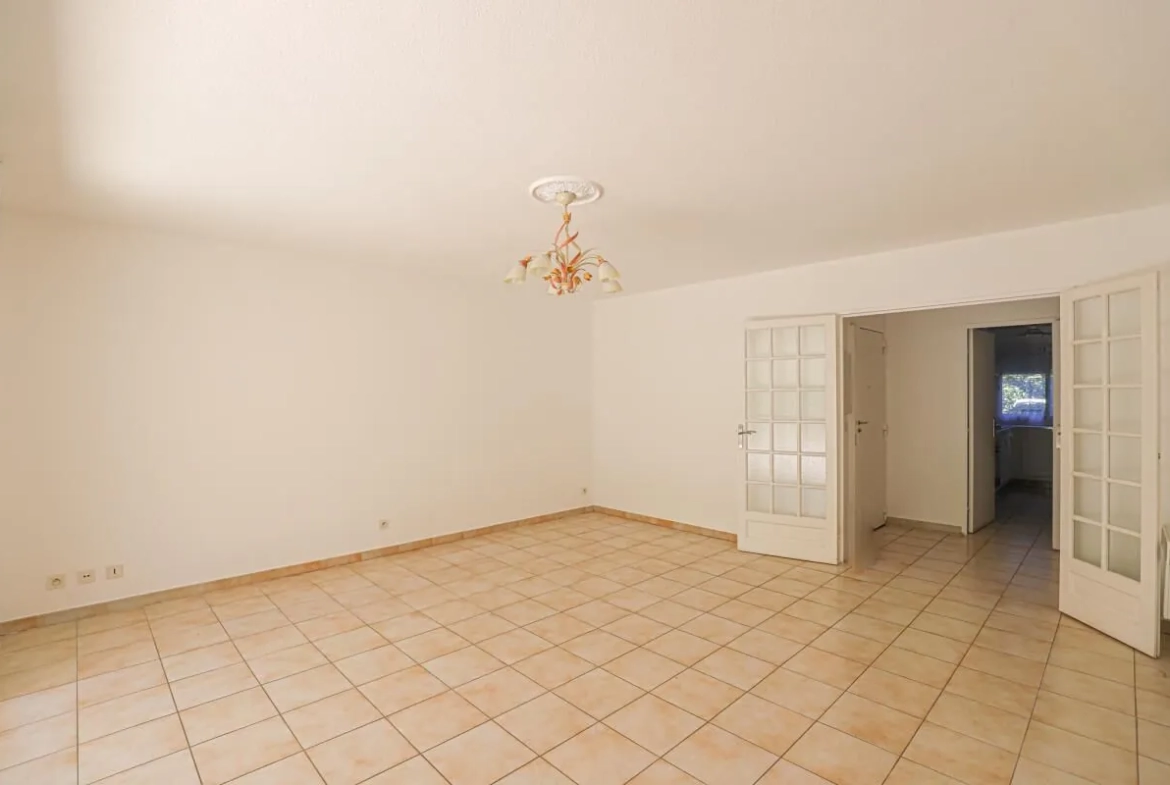 Appartement T3 en rez-de-jardin avec terrasse à Marseille – Résidence sécurisée 