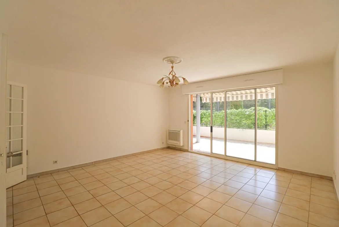 Appartement T3 en rez-de-jardin avec terrasse à Marseille – Résidence sécurisée 